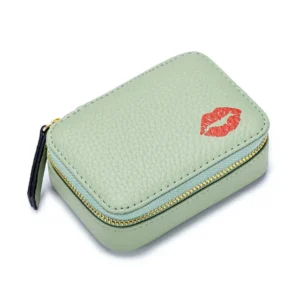Petite-Trousse-De-Maquillage-Avec-Miroir-Vert-Grisâtre Petite-Trousse-De-Maquillage-Avec-Miroir-Vert-Grisâtre
